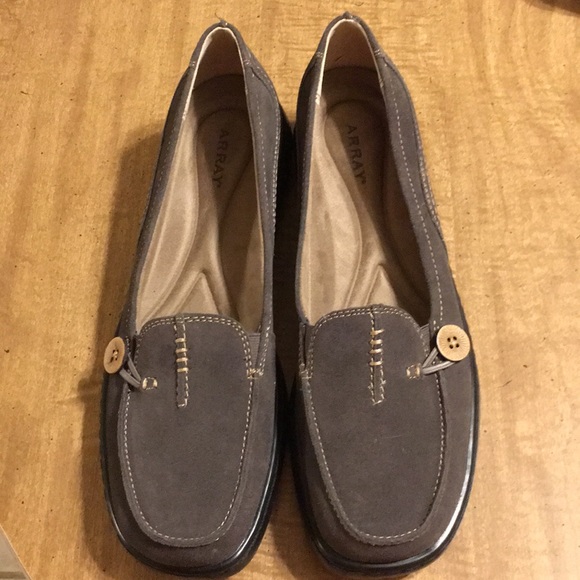 Array Shoes - Array slip on shoes